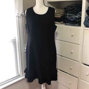 Little Black Dress-Plus size-16 petite